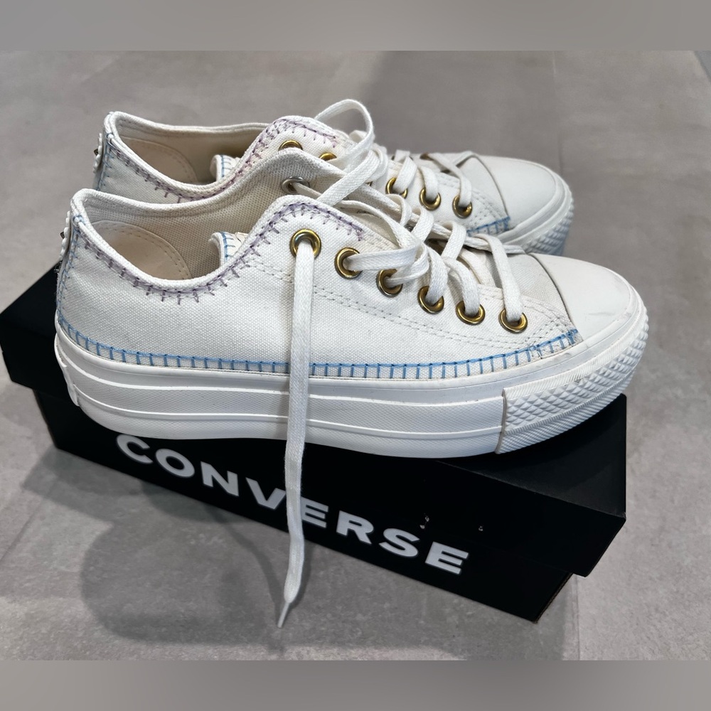 Converse Ivory Sneakers with Gold Accents and Blue/Purple Stitching, Size 5